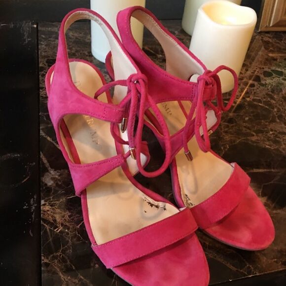 IVANKA’S PINKPOP Suede Heels! - Picture 8 of 8